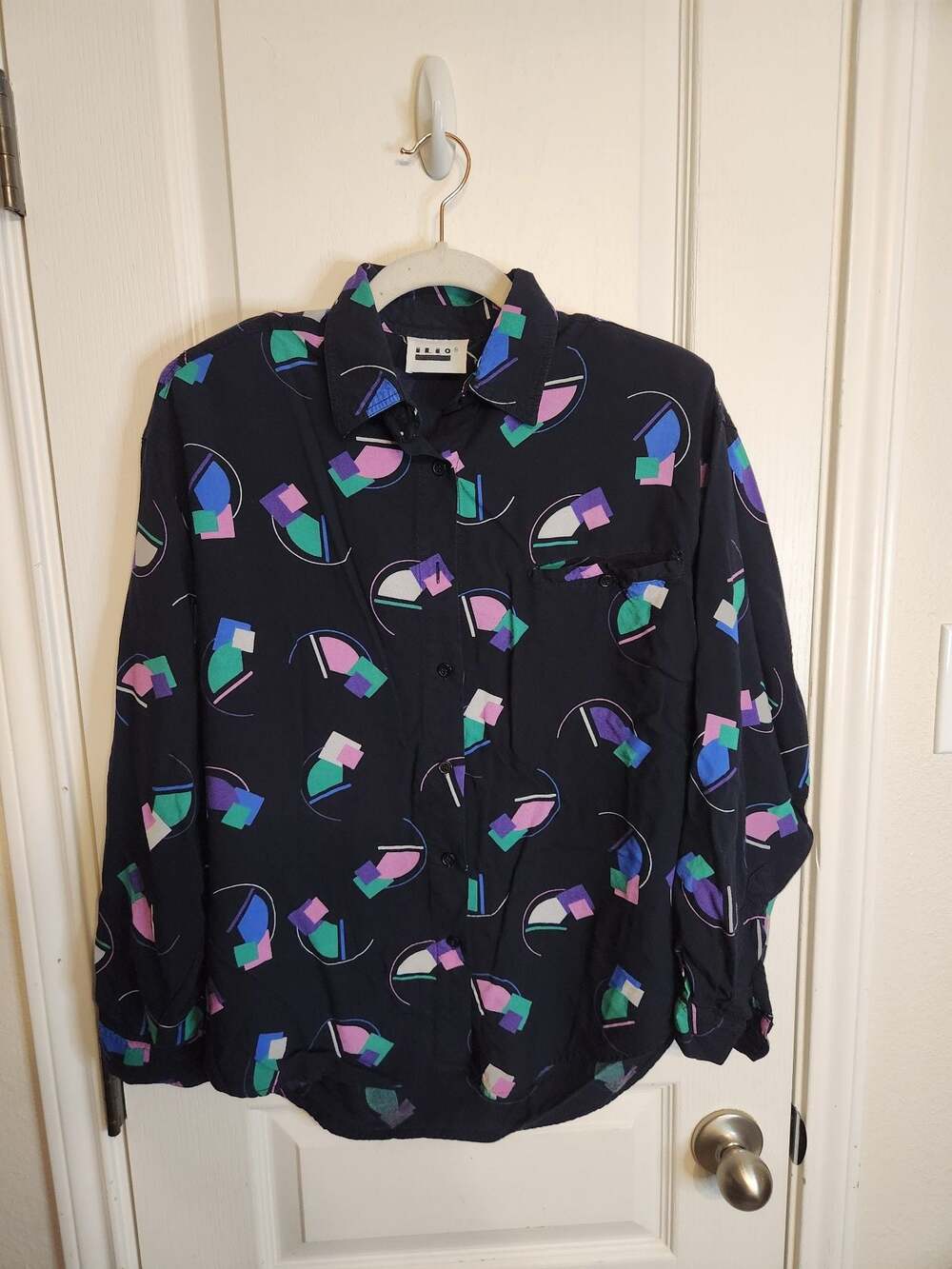 Vintage 80s ILIO Geometric Abstract Print Long Sleeve Button Down Shirt